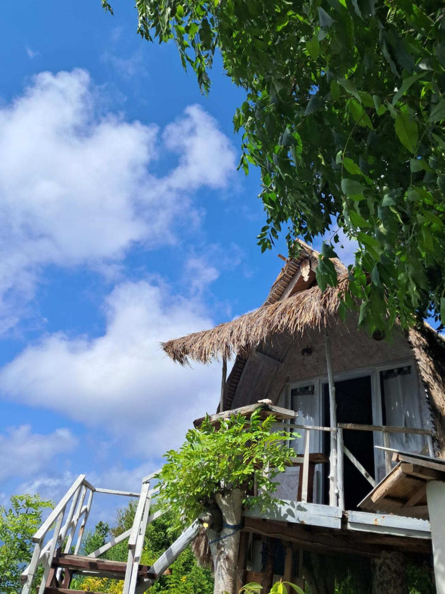 Eco-Tourist Dreamstay Treehouse Tanglad Exterior photo